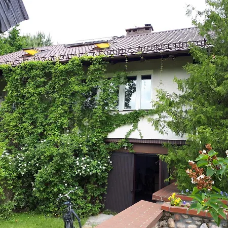 Prázdninový dům Caloroczny Duzy Dom Na Mazurach N.jeziorem Omulew. *