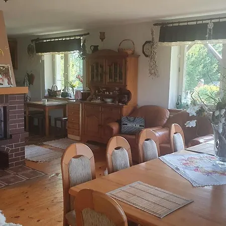 Semesterbostad Caloroczny Duzy Dom Na Mazurach N.jeziorem Omulew. Jablonka (Nidzica)