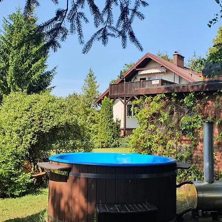 Semesterbostad Caloroczny Duzy Dom Na Mazurach N.jeziorem Omulew. Jablonka (Nidzica)